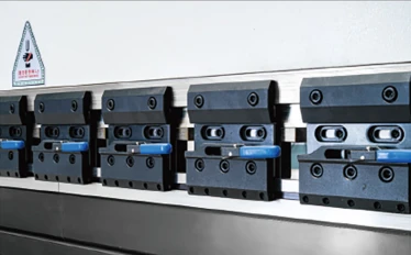 Quick upper-tool clamping / SNSIE catalogue reference